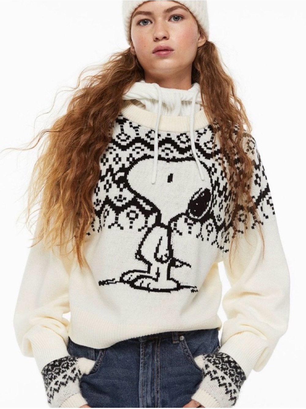 H&M Cream and Black Snoopy Crewneck Sweater sz XS